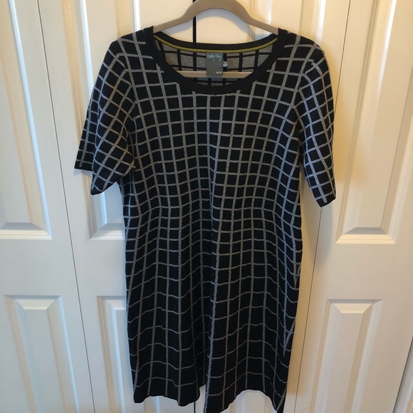 Gabby Skye Dresses & Skirts - Black and Grey Sweater Dress 1X